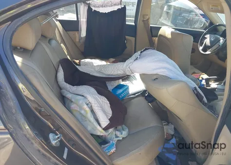 2011 Honda Accord 2.4 Ex-L z USA, uszkodzony, nr VIN 1HGCP2F89BA113249